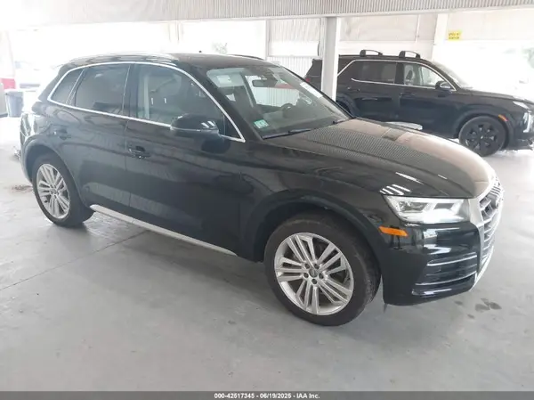 WA1BNAFY6K2088101 2019 AUDI Q5 - Image 1