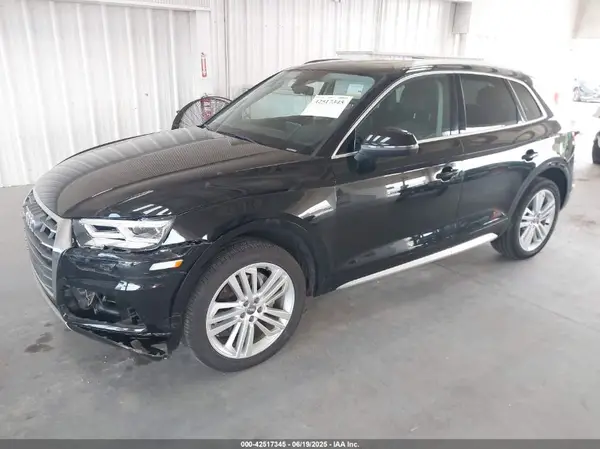 WA1BNAFY6K2088101 2019 AUDI Q5 - Image 2