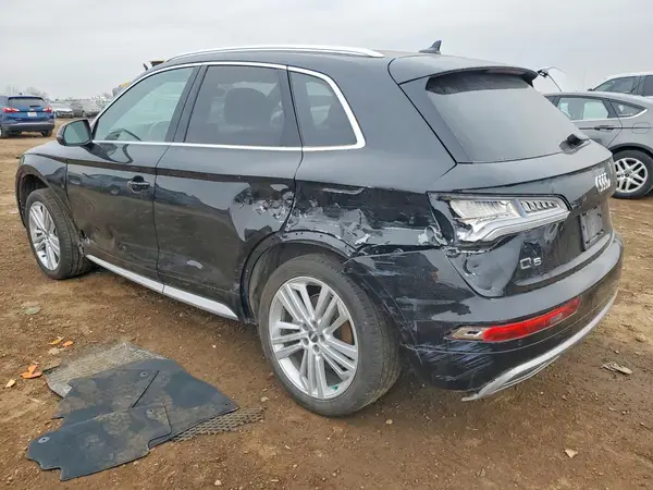 WA1BNAFY6K2089328 2019 AUDI Q5 - Image 2