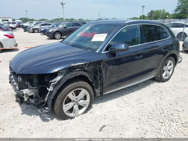 WA1BNAFY6K2094187 2019 AUDI Q5 - Image 2