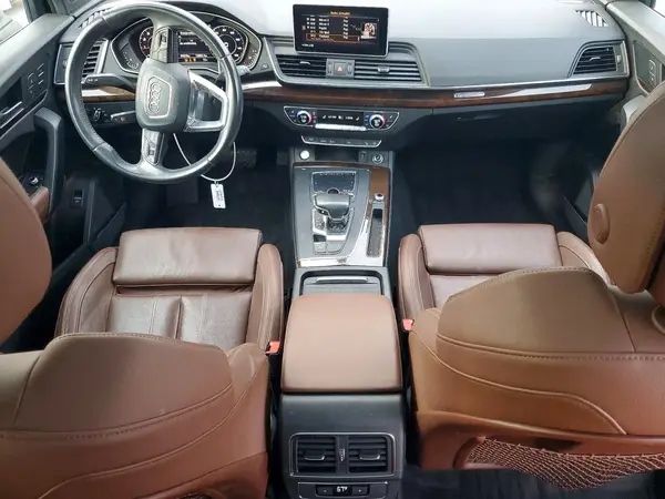 WA1BNAFY6K2105835 2019 AUDI Q5 - Image 8