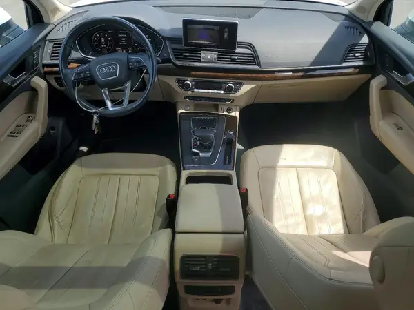 WA1BNAFY6K2107262 2019 AUDI Q5 - Image 8
