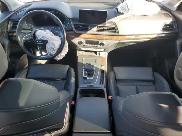 WA1BNAFY6K2113885 2019 AUDI Q5 - Image 8