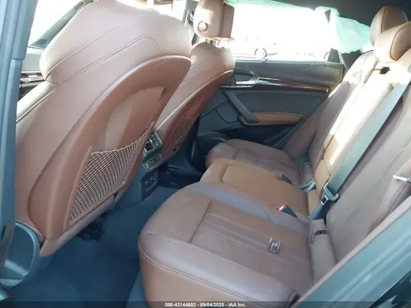 WA1BNAFY6K2114082 2019 AUDI Q5 - Image 8