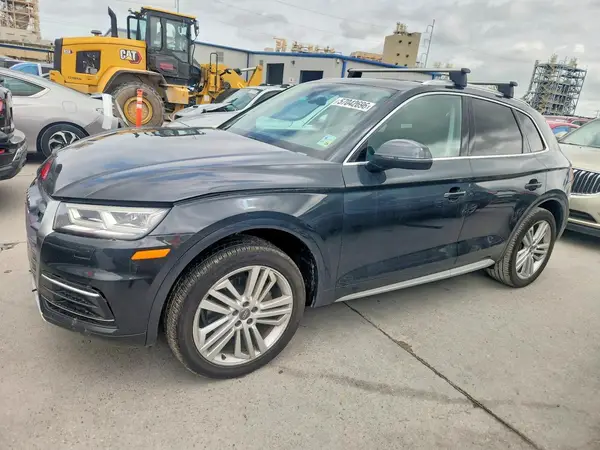 WA1BNAFY6K2114695 2019 AUDI Q5 - Image 1