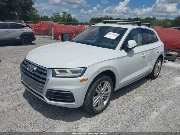 WA1BNAFY6K2119010 2019 AUDI Q5 - Image 2