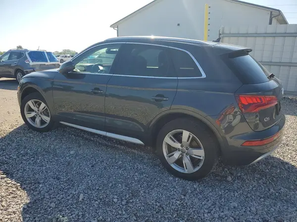 WA1BNAFY6K2133487 2019 AUDI Q5 - Image 2