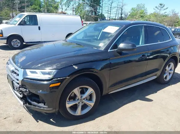 WA1BNAFY6L2029616 2020 AUDI Q5 - Image 2