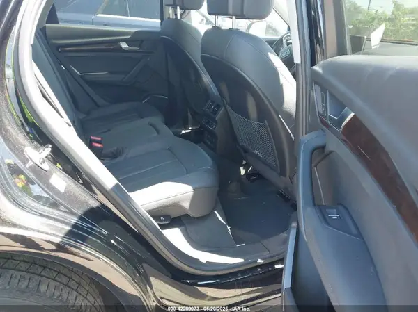 WA1BNAFY6L2029616 2020 AUDI Q5 - Image 8