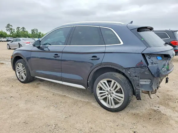 WA1BNAFY6L2042429 2020 AUDI Q5 - Image 2