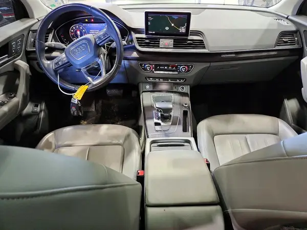 WA1BNAFY6L2045685 2020 AUDI Q5 - Image 8