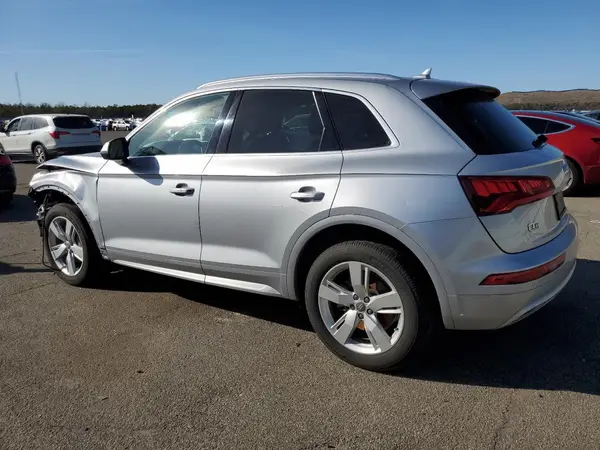 WA1BNAFY7J2002714 2018 AUDI Q5 - Image 2