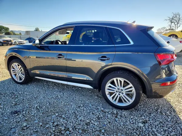WA1BNAFY7J2003491 2018 AUDI Q5 - Image 2
