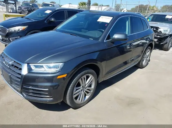 WA1BNAFY7J2008335 2018 AUDI Q5 - Image 2