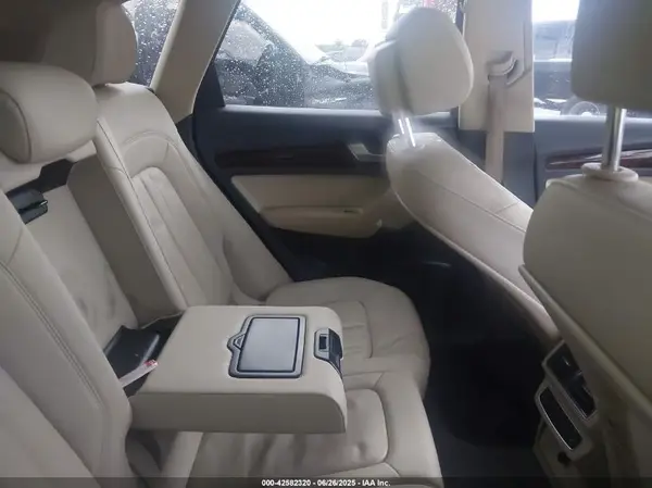 WA1BNAFY7J2010781 2018 AUDI Q5 - Image 8