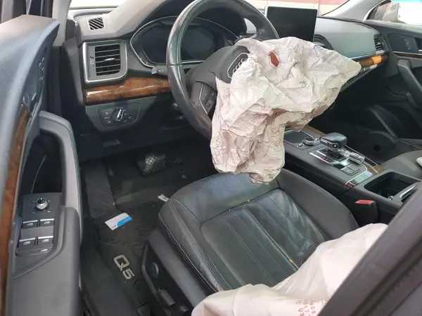 WA1BNAFY7J2016466 2018 AUDI Q5 - Image 8