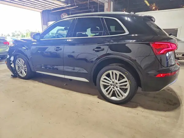WA1BNAFY7J2016581 2018 AUDI Q5 - Image 2