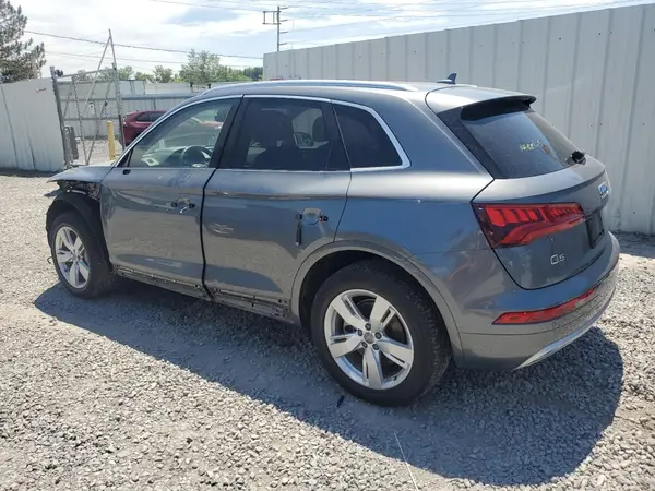 WA1BNAFY7J2017889 2018 AUDI Q5 - Image 2