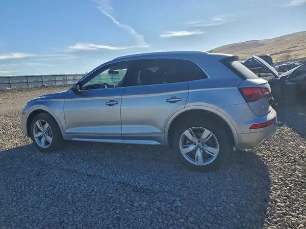 WA1BNAFY7J2019934 2018 AUDI Q5 - Image 2