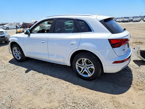 WA1BNAFY7J2020338 2018 AUDI Q5 - Image 2
