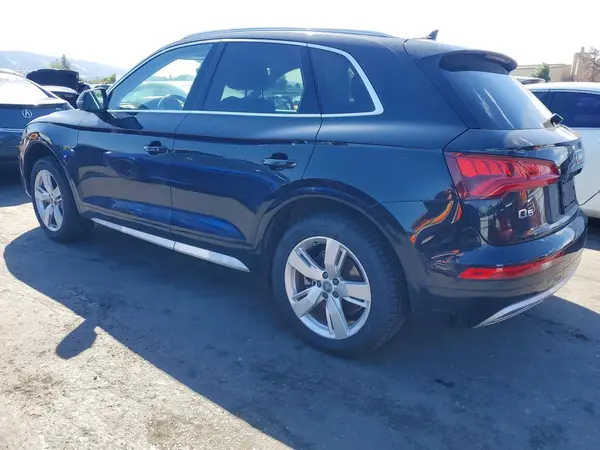WA1BNAFY7J2040850 2018 AUDI Q5 - Image 2