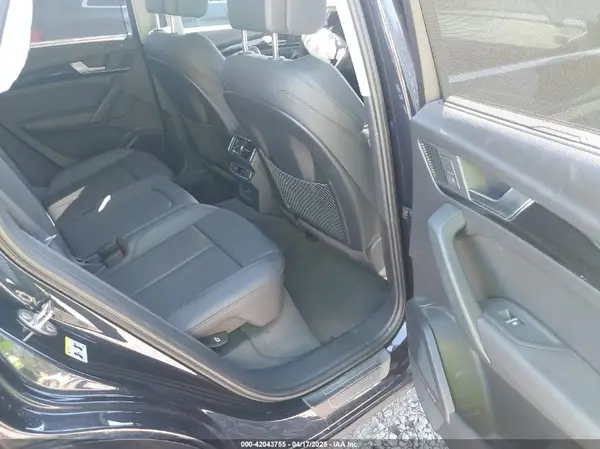 WA1BNAFY7J2048351 2018 AUDI Q5 - Image 8