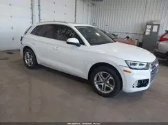 WA1BNAFY7J2055381 2018 AUDI Q5