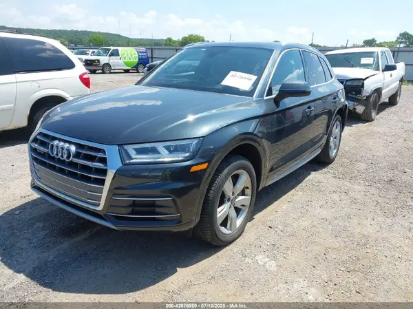 WA1BNAFY7J2058538 2018 AUDI Q5 - Image 2