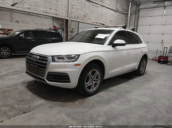 WA1BNAFY7J2065134 2018 AUDI Q5 - Image 2