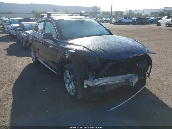 WA1BNAFY7J2076697 2018 AUDI Q5 - Image 1