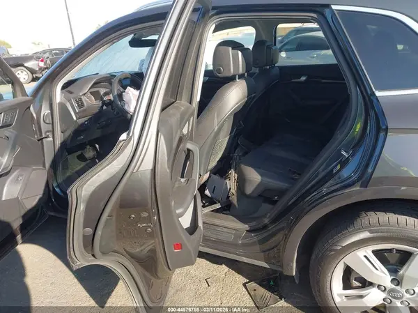 WA1BNAFY7J2076697 2018 AUDI Q5 - Image 8