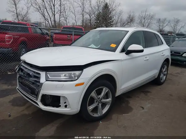 WA1BNAFY7J2094701 2018 AUDI Q5 - Image 2