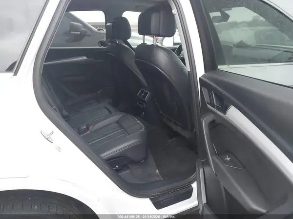 WA1BNAFY7J2094701 2018 AUDI Q5 - Image 8
