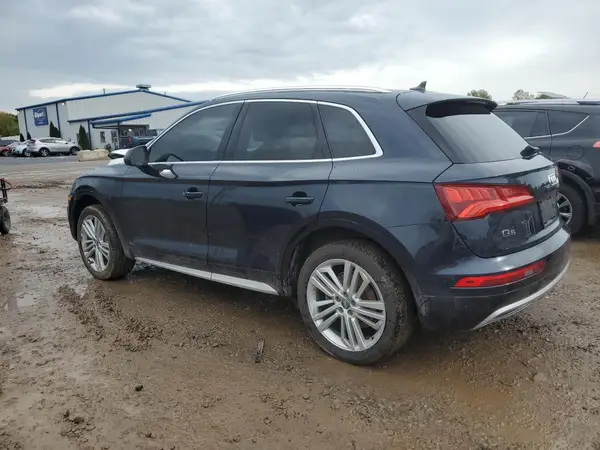 WA1BNAFY7J2097047 2018 AUDI Q5 - Image 2