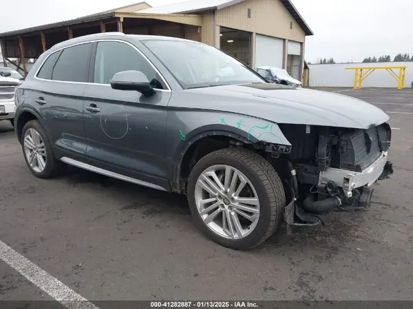 WA1BNAFY7J2106037 2018 AUDI Q5 - Image 1