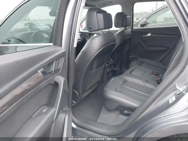 WA1BNAFY7J2106037 2018 AUDI Q5 - Image 8