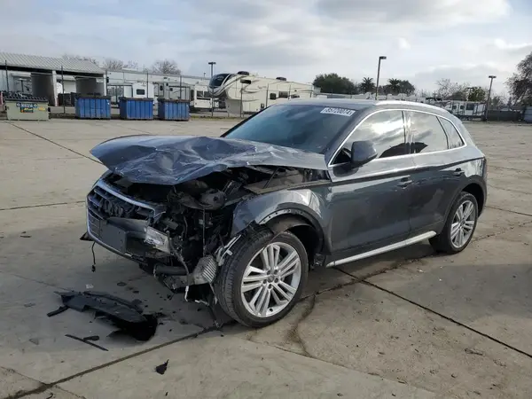 WA1BNAFY7J2110590 2018 AUDI Q5 - Image 1