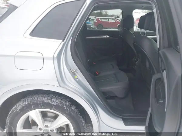 WA1BNAFY7J2117281 2018 AUDI Q5 - Image 8