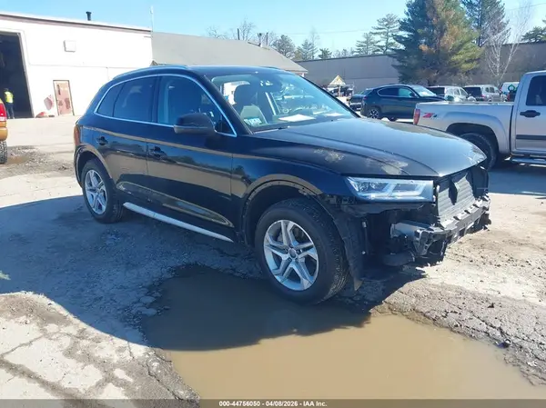 WA1BNAFY7J2134257 2018 AUDI Q5 - Image 1