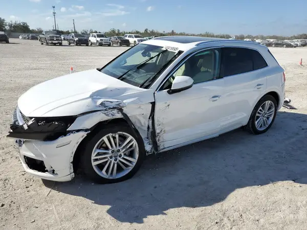 WA1BNAFY7J2139670 2018 AUDI Q5 - Image 1