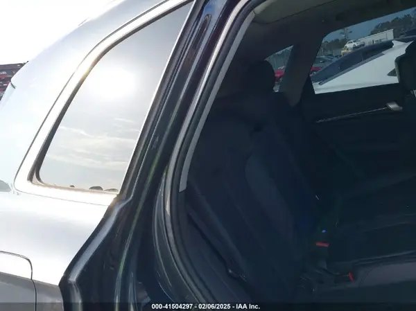 WA1BNAFY7J2142729 2018 AUDI Q5 - Image 8