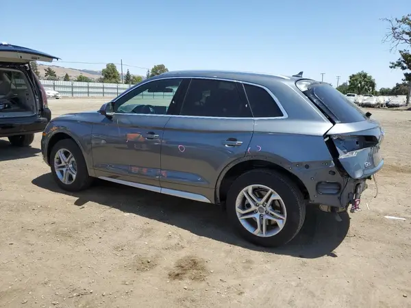 WA1BNAFY7J2149227 2018 AUDI Q5 - Image 2