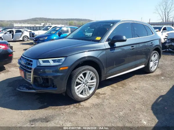WA1BNAFY7J2149356 2018 AUDI Q5 - Image 2