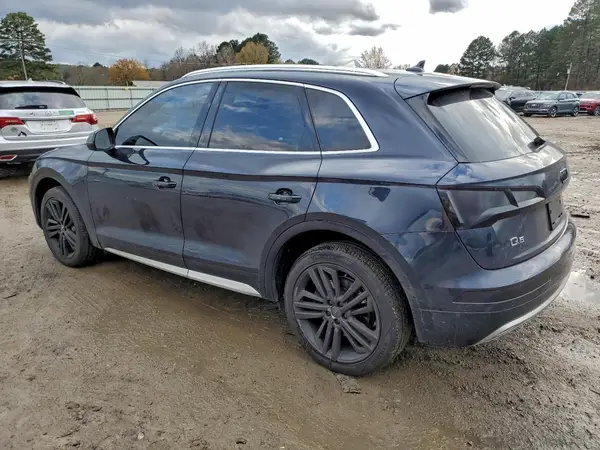 WA1BNAFY7J2173589 2018 AUDI Q5 - Image 2