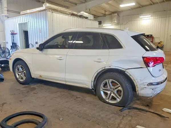 WA1BNAFY7J2174533 2018 AUDI Q5 - Image 2