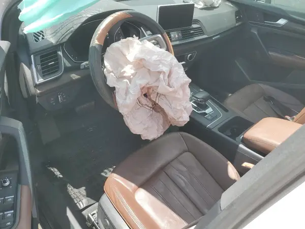 WA1BNAFY7J2204209 2018 AUDI Q5 - Image 8