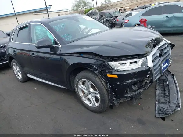 WA1BNAFY7J2207384 2018 AUDI Q5 - Image 1