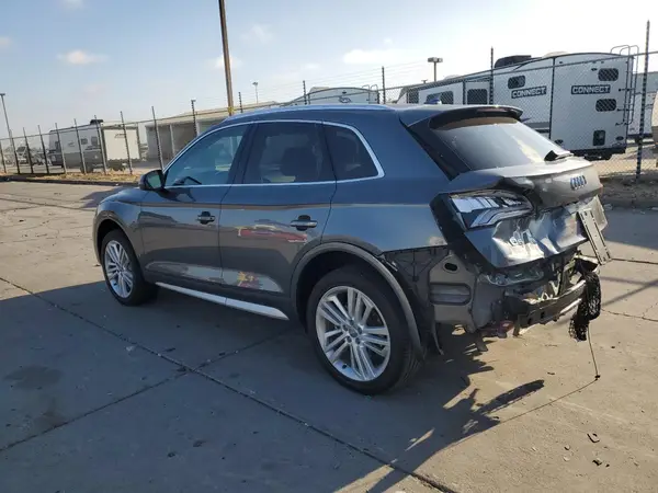 WA1BNAFY7J2208907 2018 AUDI Q5 - Image 2