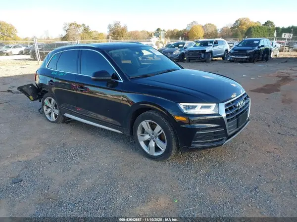 WA1BNAFY7J2209927 2018 AUDI Q5 - Image 1