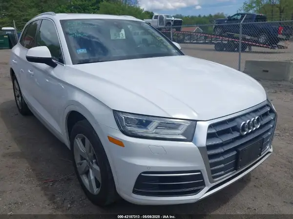 WA1BNAFY7J2211340 2018 AUDI Q5 - Image 1
